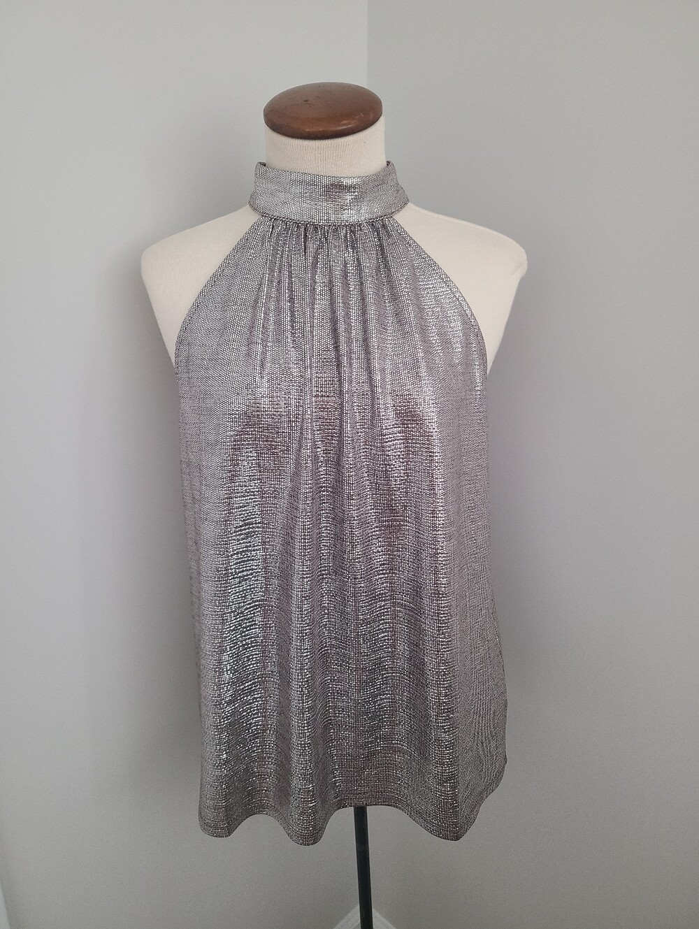 White House Black Market Halter Top Size S Pleated Metallic Party Evening NWT